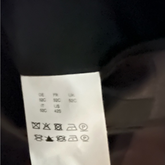 Hugo Boss Sport Coat - Picture 4 of 5